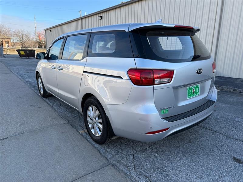 Kia Sedona L 2015