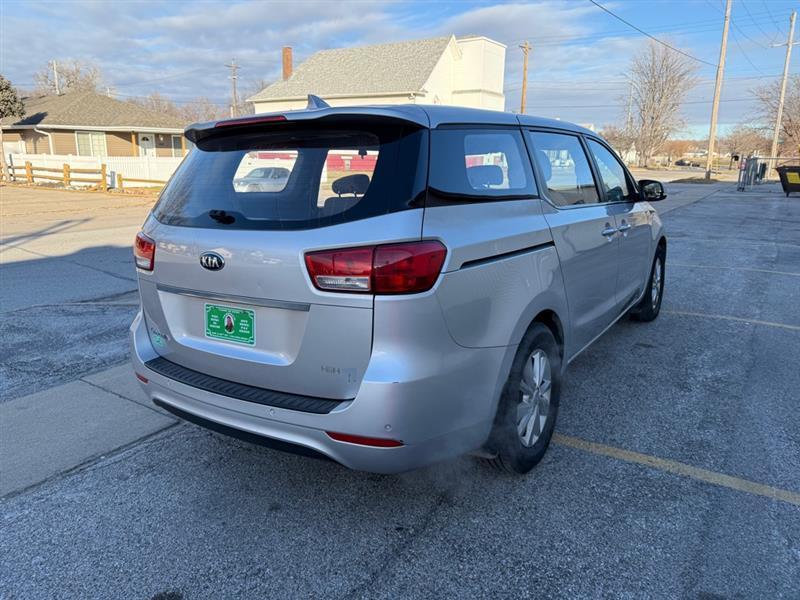 Kia Sedona L 2015