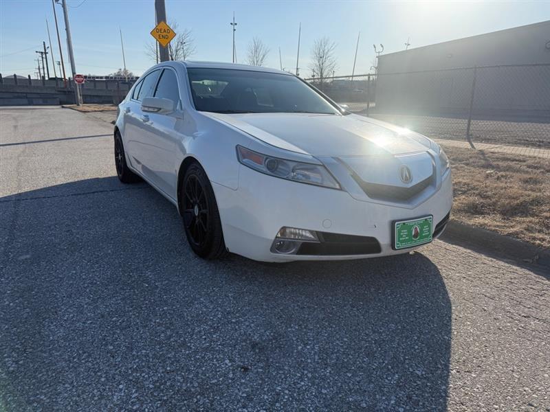 Acura TL 5-Speed AT SH-AWD with Tech Package 2010