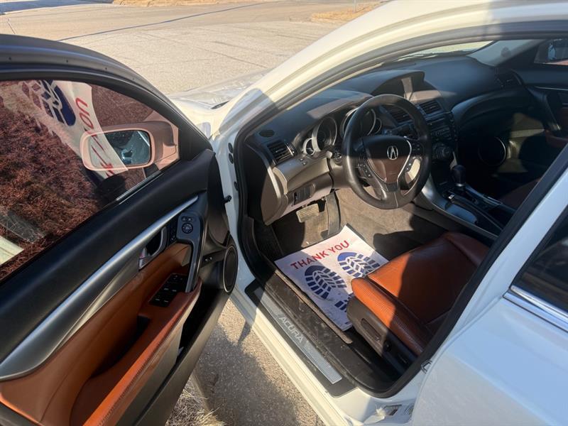 Acura TL 5-Speed AT SH-AWD with Tech Package 2010