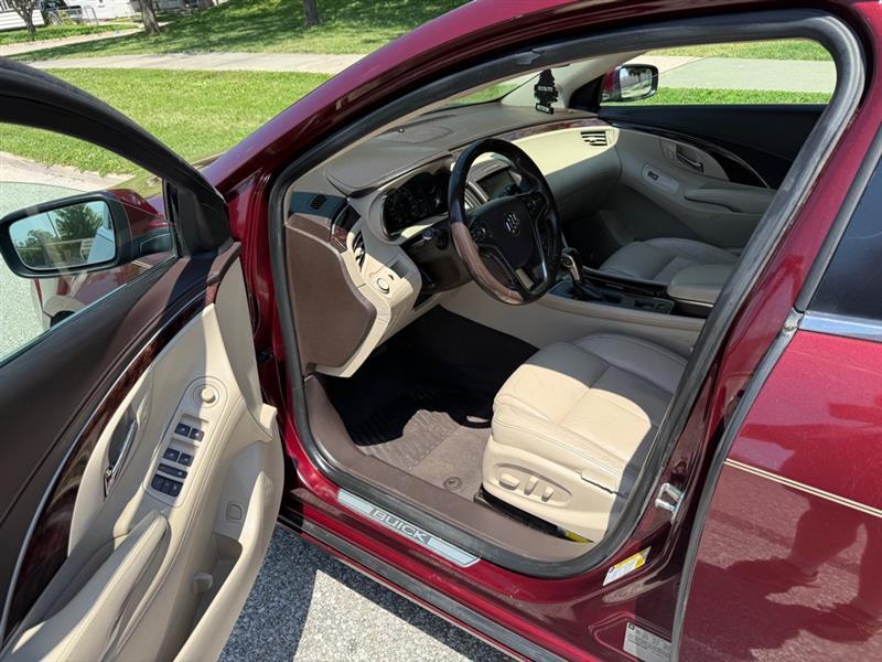 Buick LaCrosse Leather Package 2015