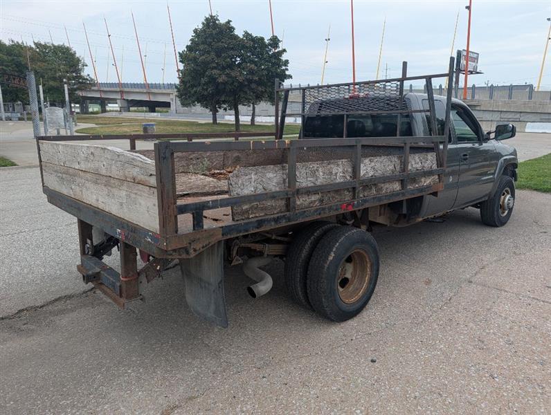 Chevrolet Silverado 3500 Ext. Cab 2WD 2002