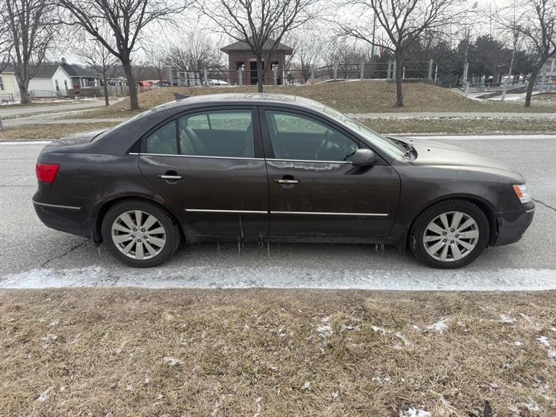 Hyundai Sonata SE V6 2009