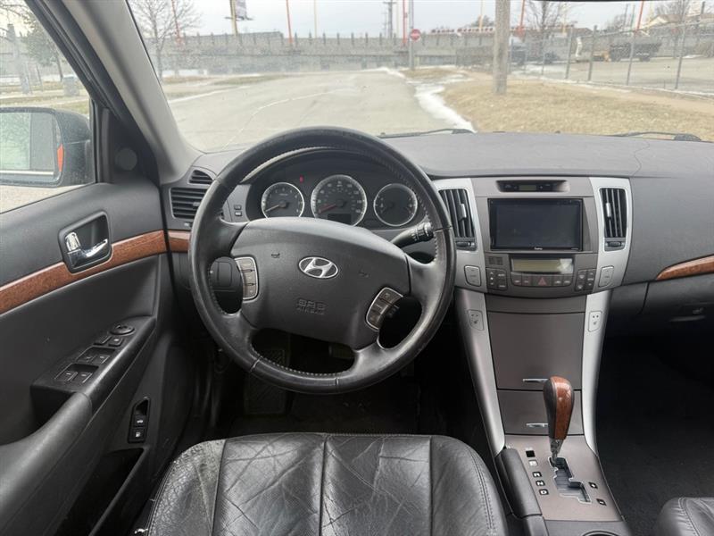 Hyundai Sonata SE V6 2009