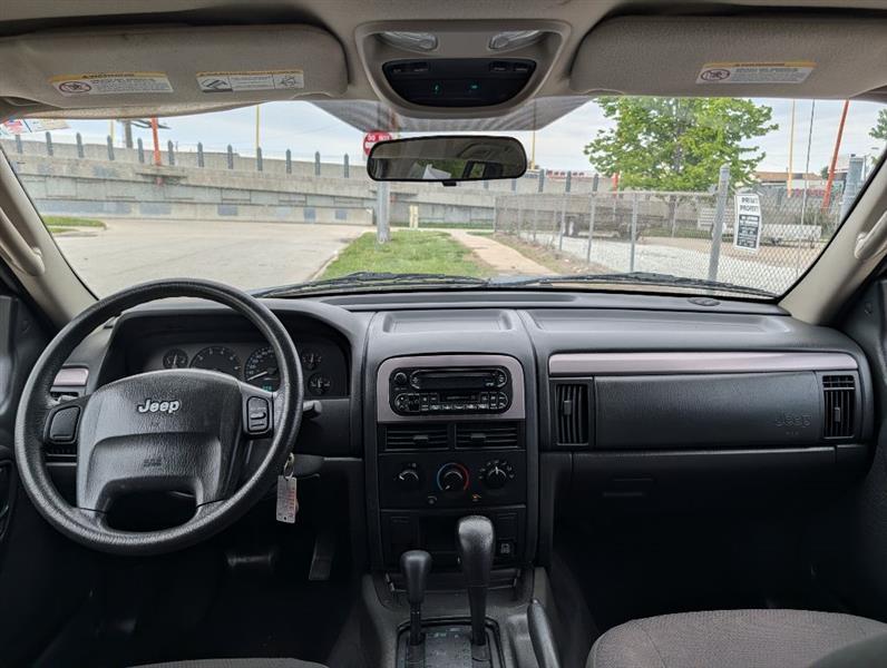 Jeep Grand Cherokee Laredo 4WD 2004