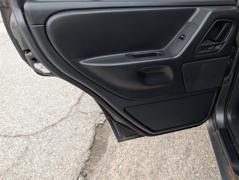 Jeep Grand Cherokee Laredo 4WD 2004