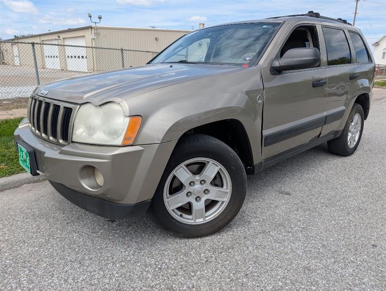 Jeep Grand Cherokee Laredo 4WD 2005