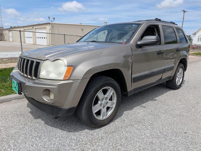 Jeep Grand Cherokee Laredo 4WD 2005
