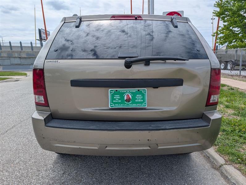 Jeep Grand Cherokee Laredo 4WD 2005