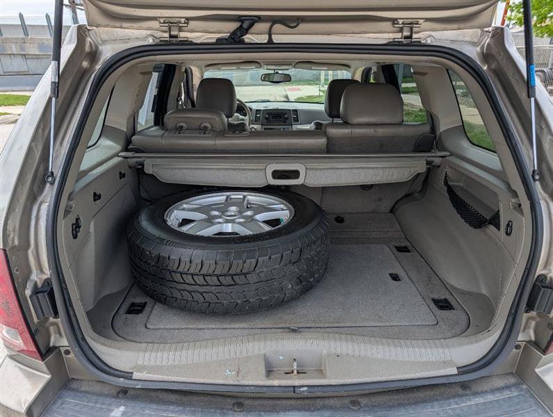 Jeep Grand Cherokee Laredo 4WD 2005