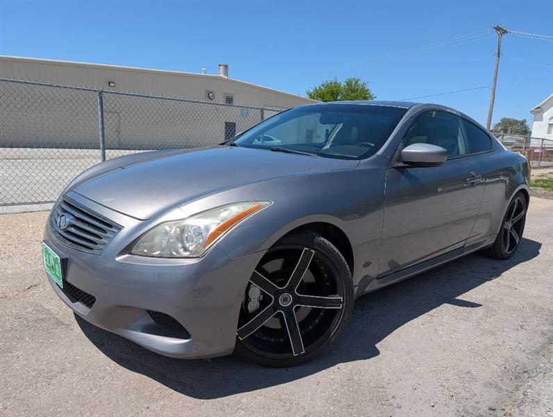 Infiniti G37 Base 2008
