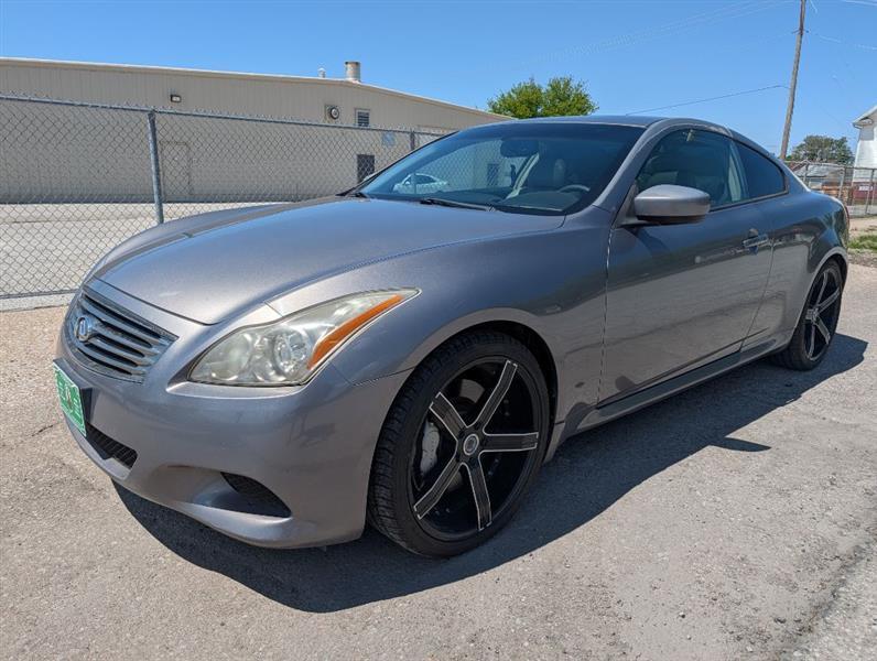 Infiniti G37 Base 2008
