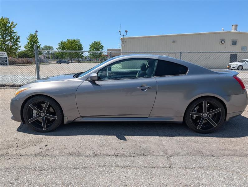 Infiniti G37 Base 2008