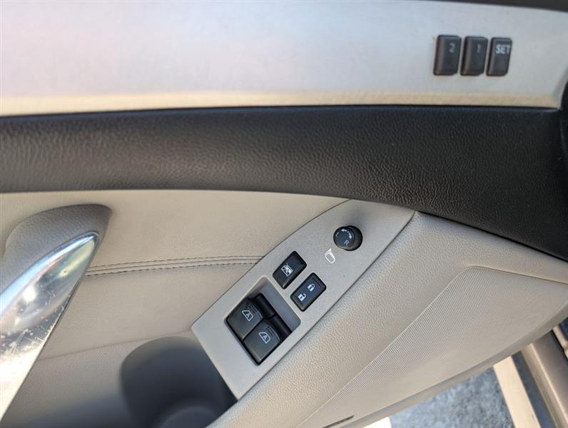 Infiniti G37 Base 2008