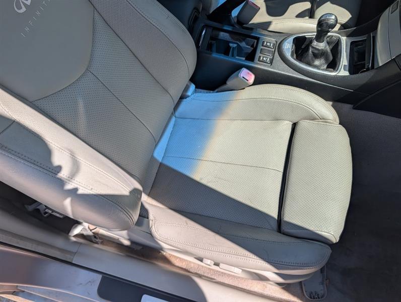 Infiniti G37 Base 2008