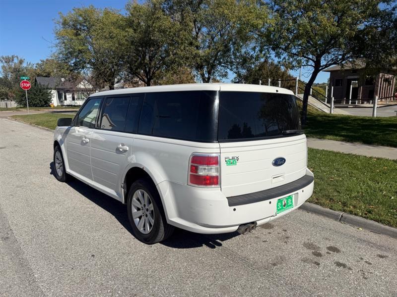 Ford Flex SE FWD 2009