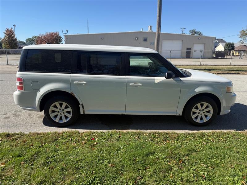 Ford Flex SE FWD 2009