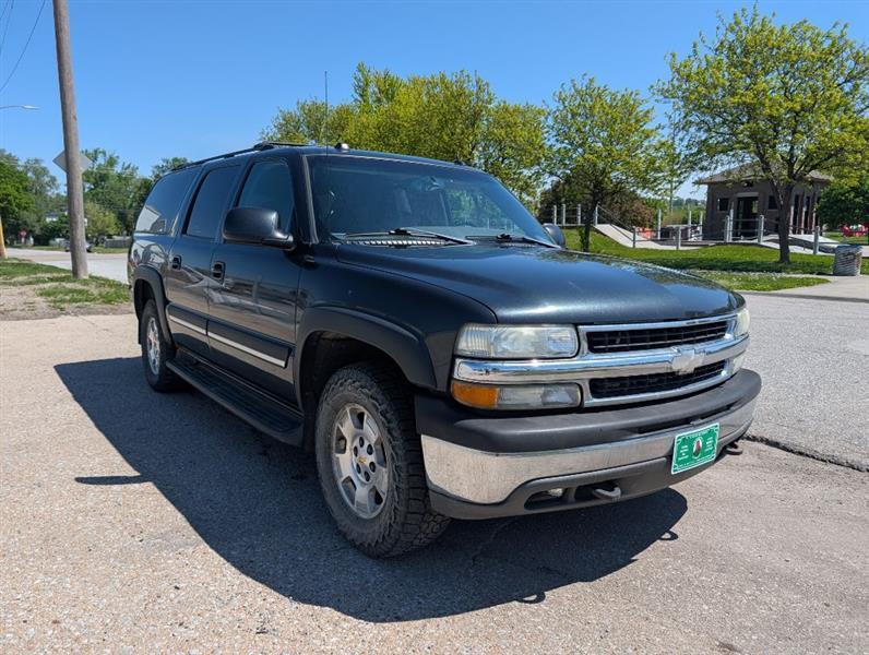 Chevrolet Suburban 1500 2WD 2004