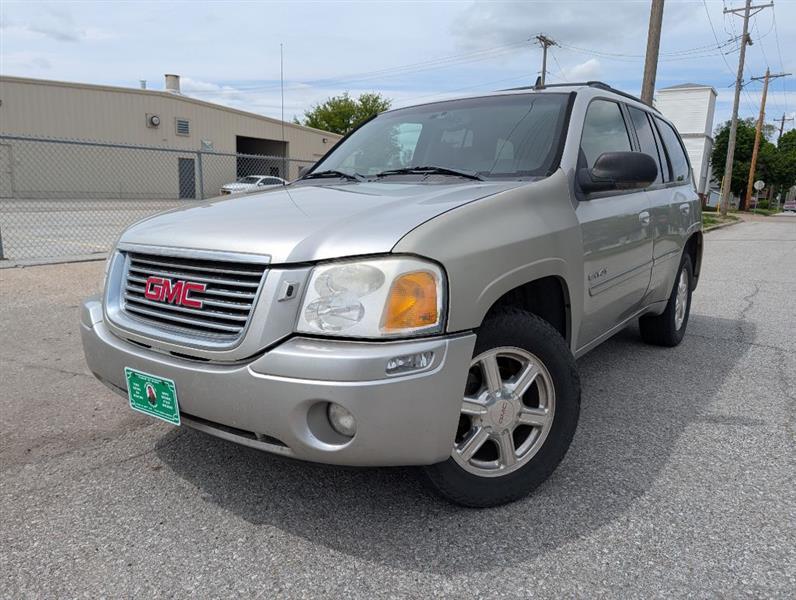 2006 GMC Envoy 4WD SLE's photo