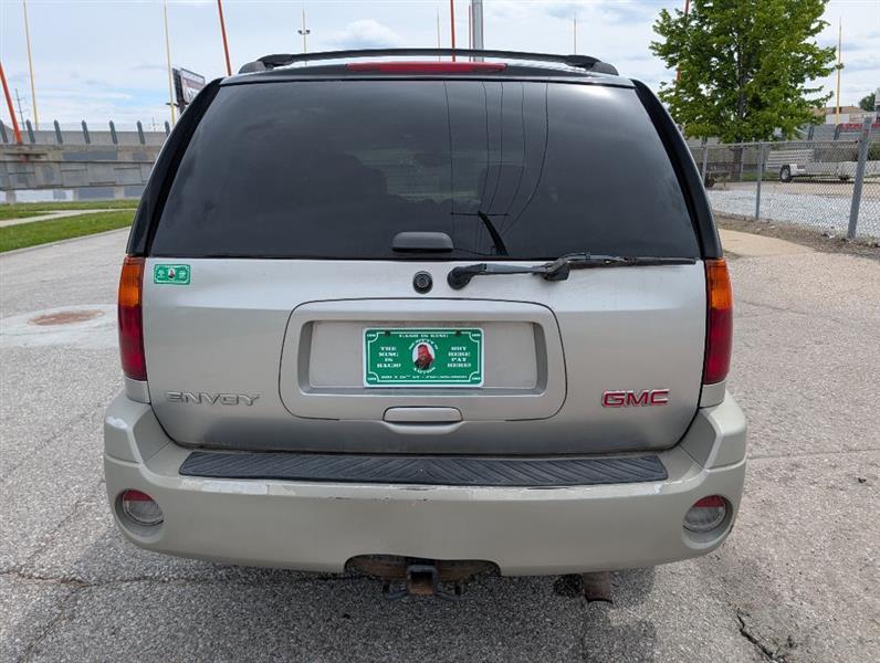 GMC Envoy SLE 4WD 2006