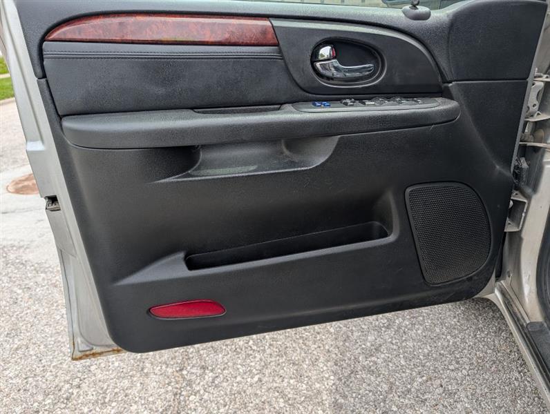 GMC Envoy SLE 4WD 2006