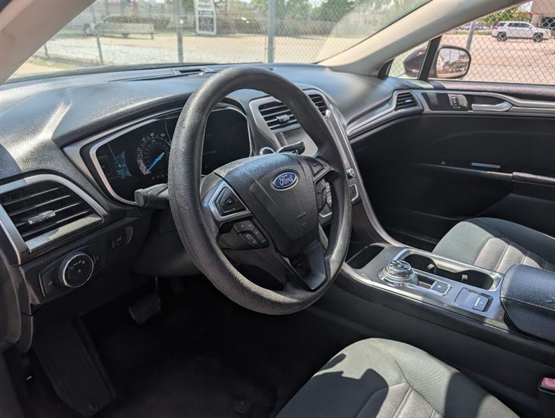 Ford Fusion SE 2017