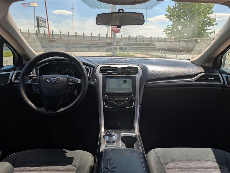 Ford Fusion SE 2017