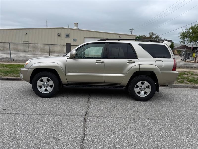 Toyota 4Runner Limited V8 4WD 2005