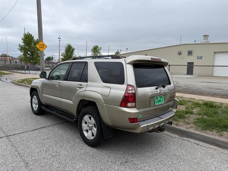 Toyota 4Runner Limited V8 4WD 2005
