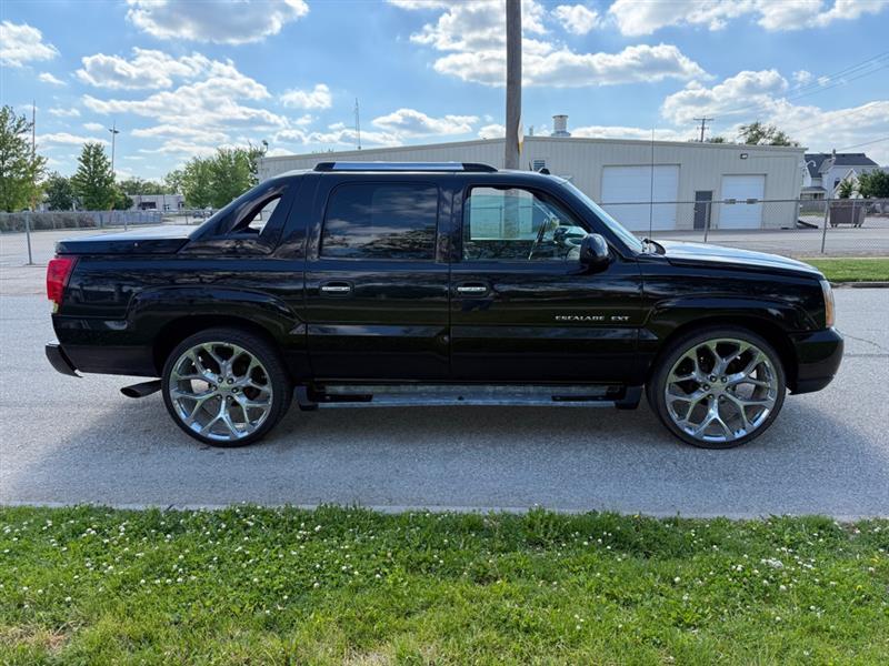 Cadillac Escalade EXT Sport Utility Truck 2004