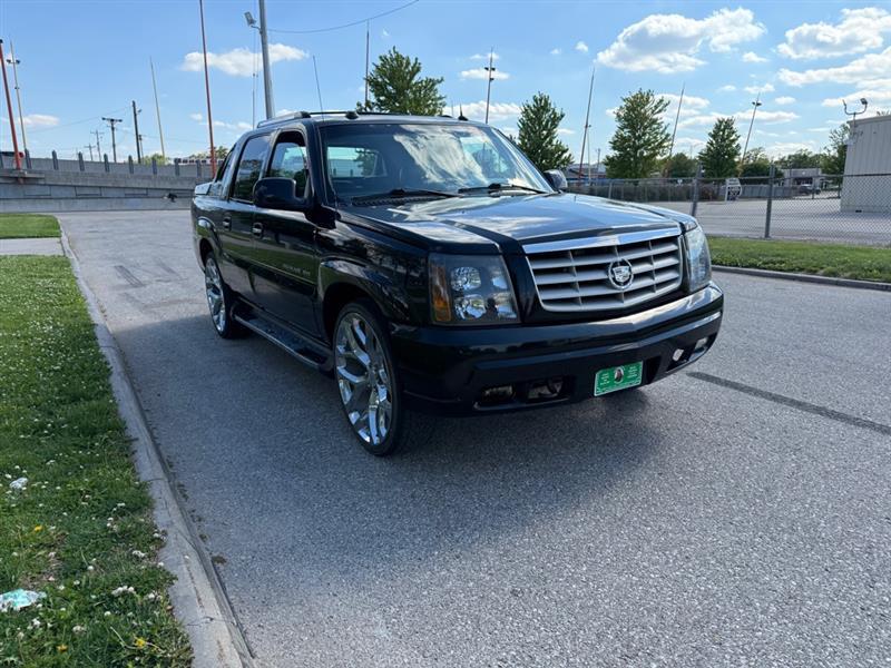 Cadillac Escalade EXT Sport Utility Truck 2004