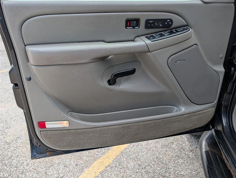 GMC Yukon 4WD 2004