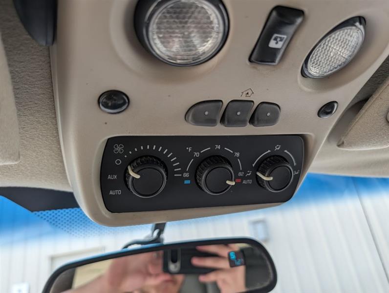 GMC Yukon 4WD 2004