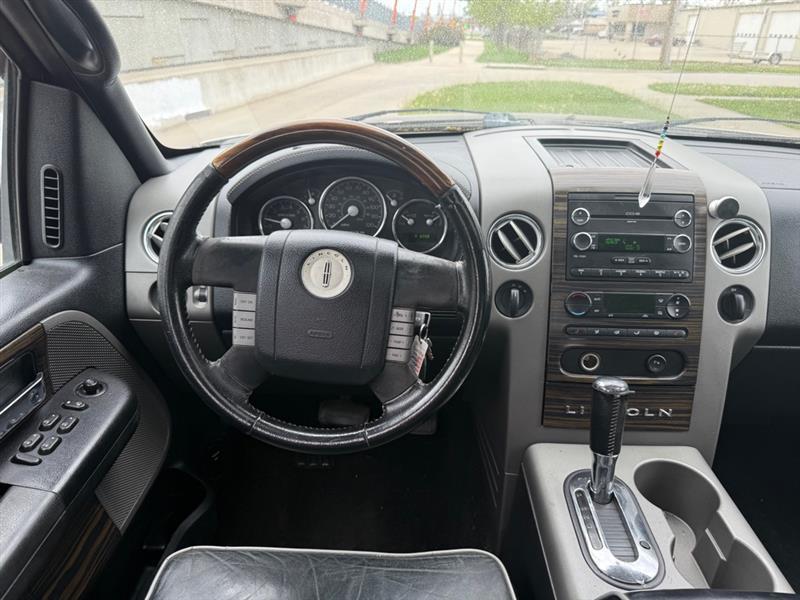 Lincoln Mark LT 4WD 2007