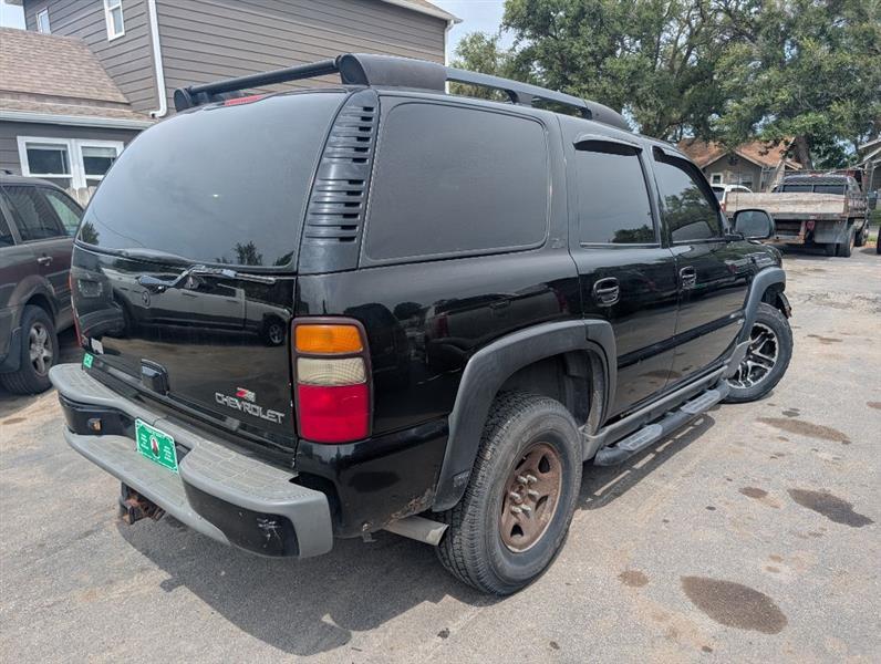 Chevrolet Tahoe 4WD 2003