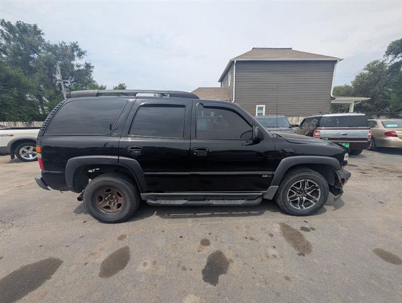 Chevrolet Tahoe 4WD 2003
