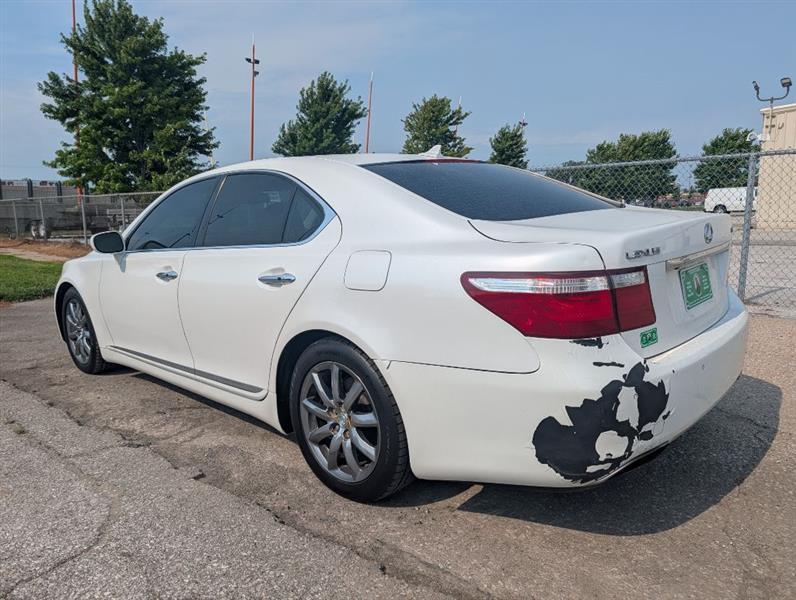 Lexus LS 460 Luxury Sedan 2008
