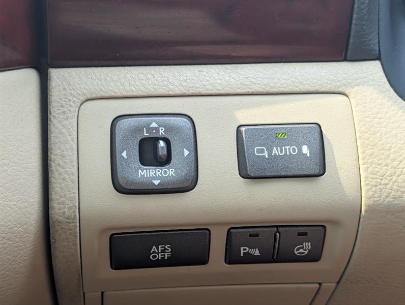 Lexus LS 460 Luxury Sedan 2008