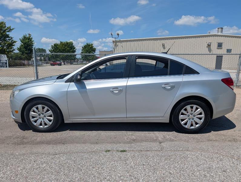 Chevrolet Cruze 2LS 2011