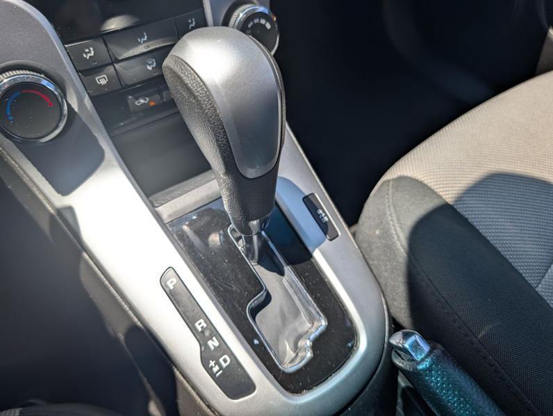 Chevrolet Cruze 2LS 2011