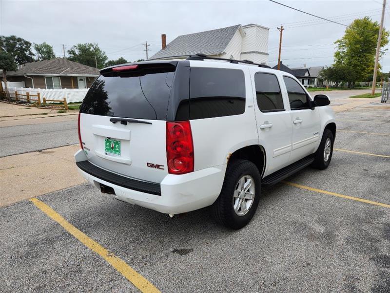 GMC Yukon SLT1 4WD 2011