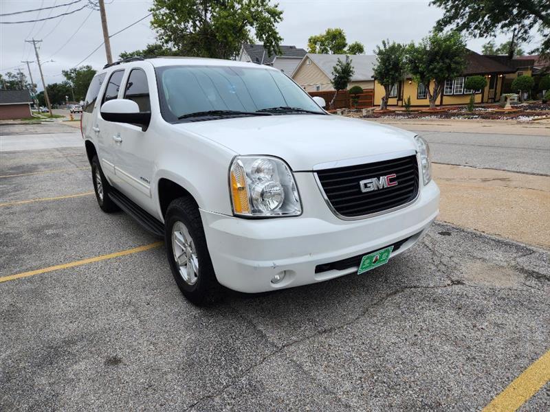 GMC Yukon SLT1 4WD 2011