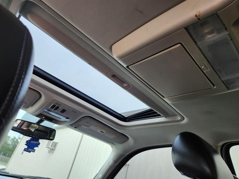 GMC Yukon SLT1 4WD 2011