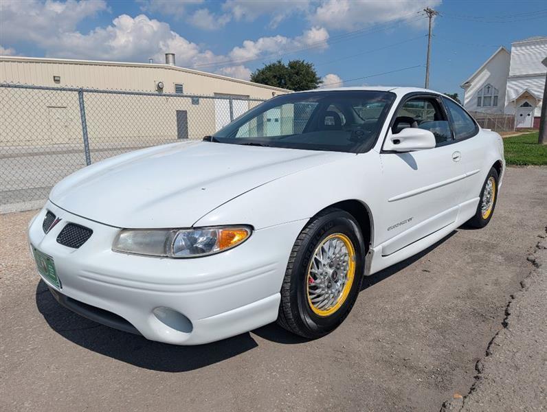 Pontiac Grand Prix GT coupe 2000