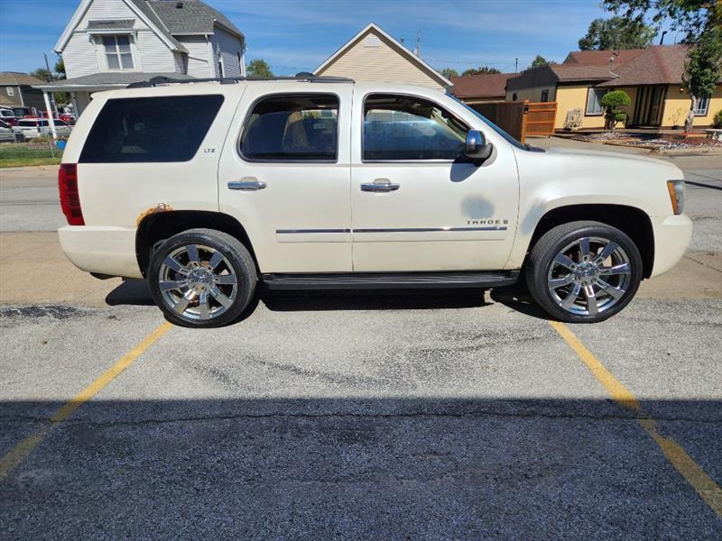 Chevrolet Tahoe LTZ 4WD 2009