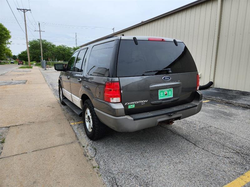 Ford Expedition XLT Popular 5.4L 4WD 2003