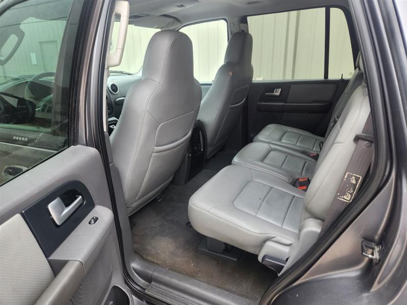 Ford Expedition XLT Popular 5.4L 4WD 2003