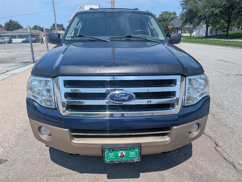 Ford Expedition XLT 4WD 2012