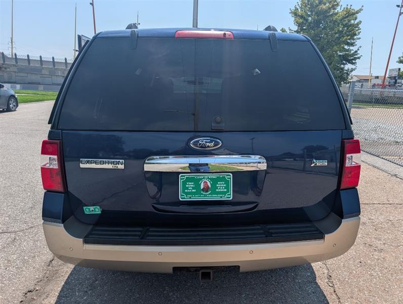 Ford Expedition XLT 4WD 2012