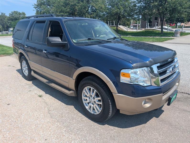 Ford Expedition XLT 4WD 2012